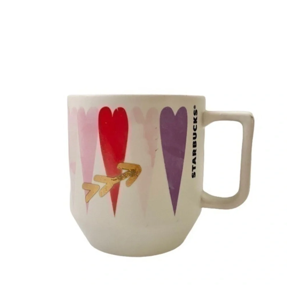 Starbucks Coffee 2016 Valentine’s Day Painted Hearts Mug‎